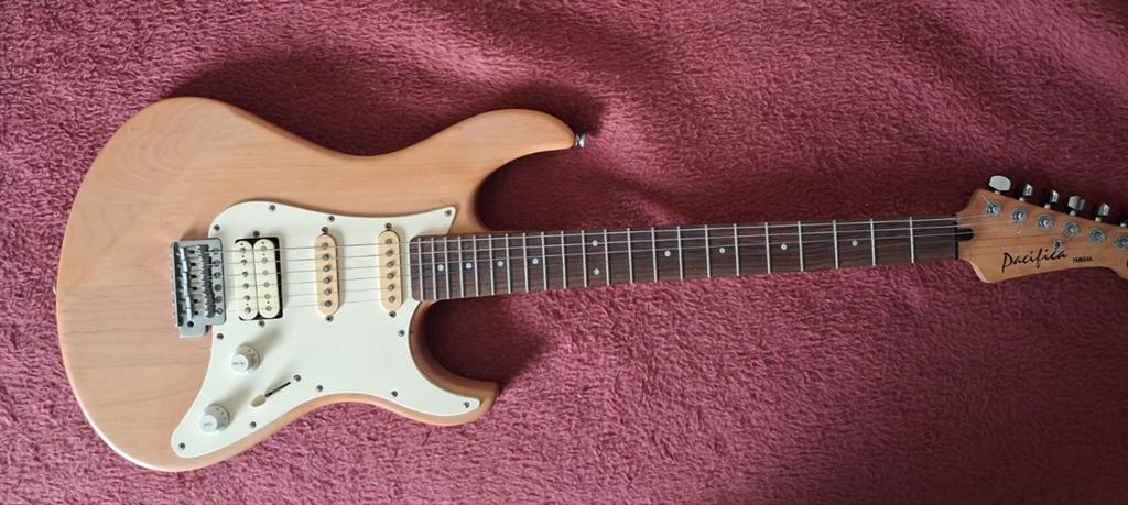 Electrische gitaar, Ophalen