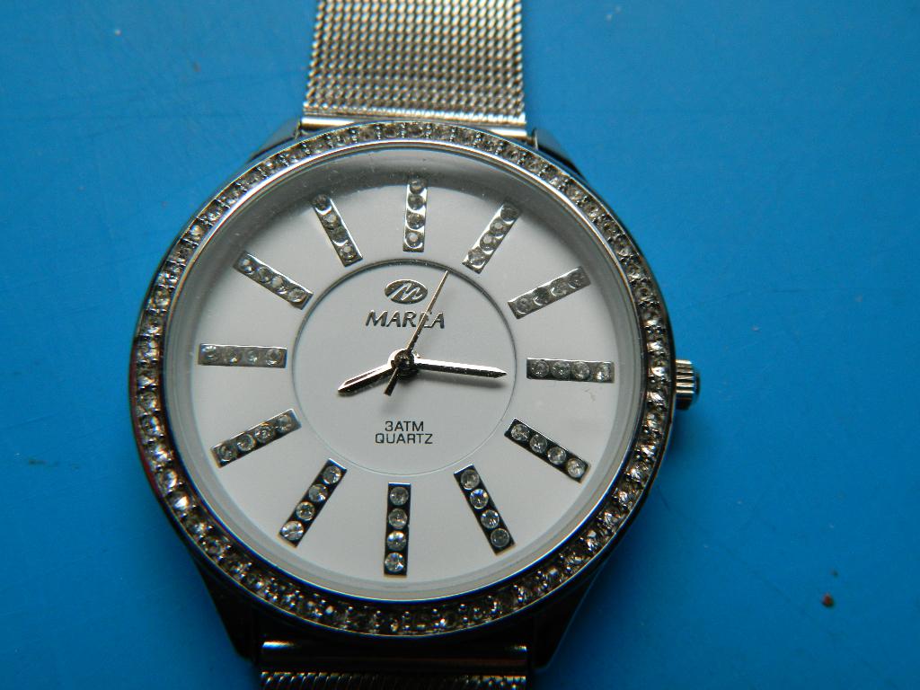 Montre dame, Autres marques, Enlèvement ou Envoi, Acier, Avec strass
