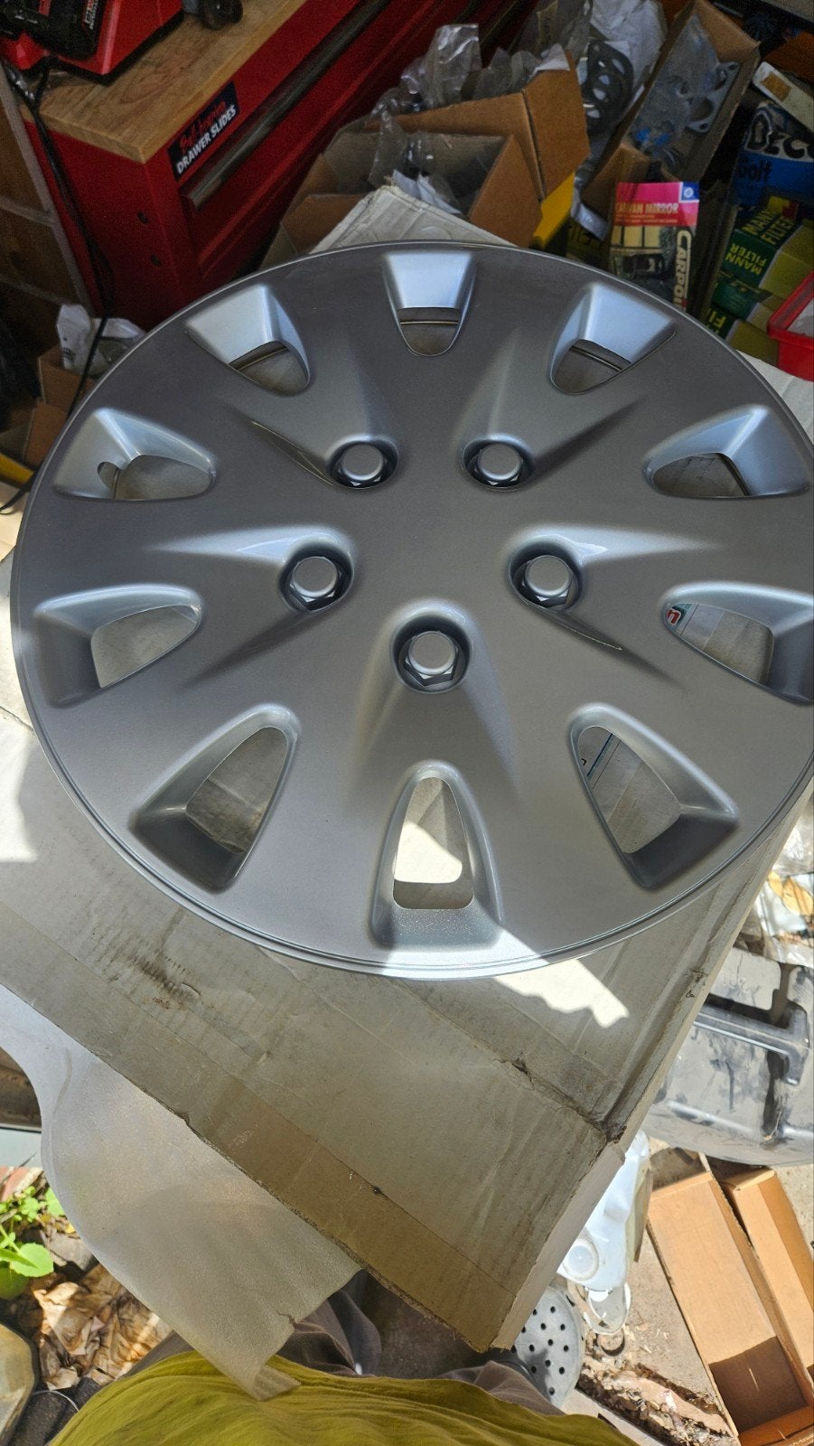 17 inch wieldoppen, Ophalen