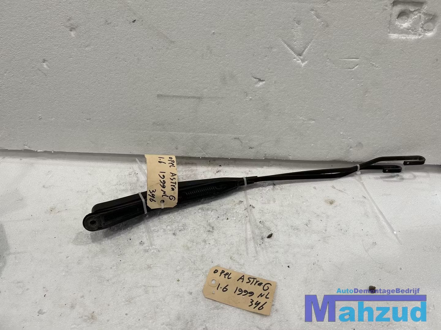 OPEL ASTRA G Ruitenwisser arm links rechts 1998-2005, Opel Automobile GmbH, Opel, Bahnhofsplatz 1
65423  Russelsheim am Main, DE