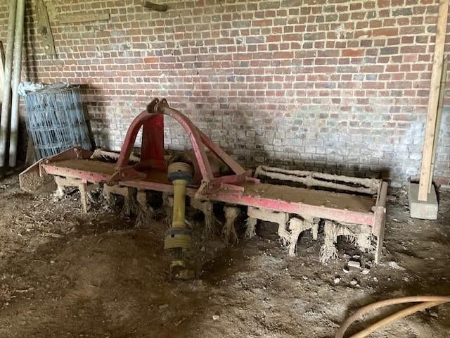 Rotoreg belrecolt (kuhn), Zakelijke goederen, Ophalen, Akkerbouw