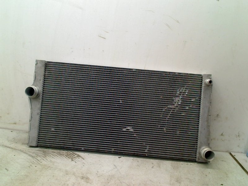 RADIATEUR BMW 5 serie (F10) (01-2009/10-2016) (17118509176), Gebruikt, BMW, Petuelring 130
80809  München, DE, Bayerische Motoren Werke AG