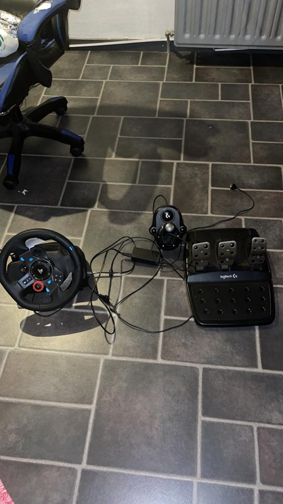 MEILLEUR PRIX LOGITECH G29 EN  AVEC LEVIER DE VITESSES, Enlèvement, Comme neuf