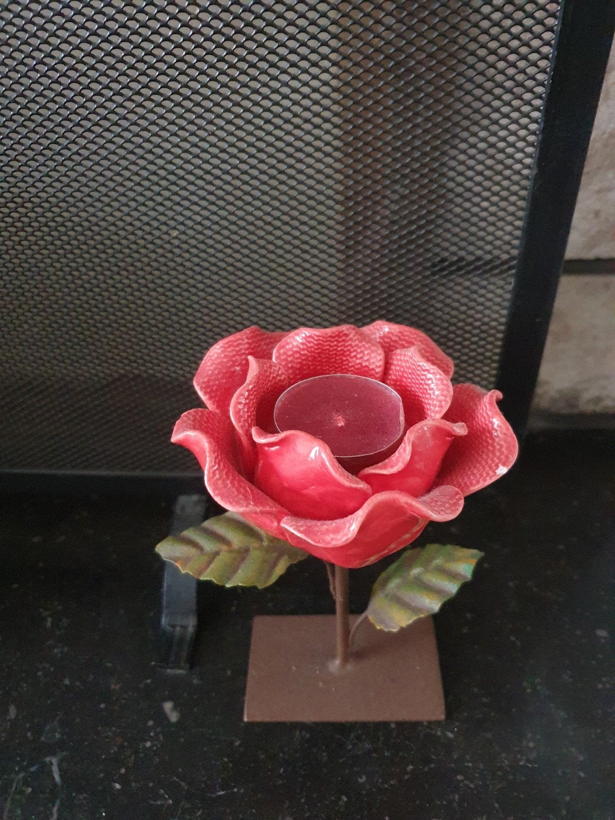 très belle rose en fer avec bougie, Enlèvement ou Envoi