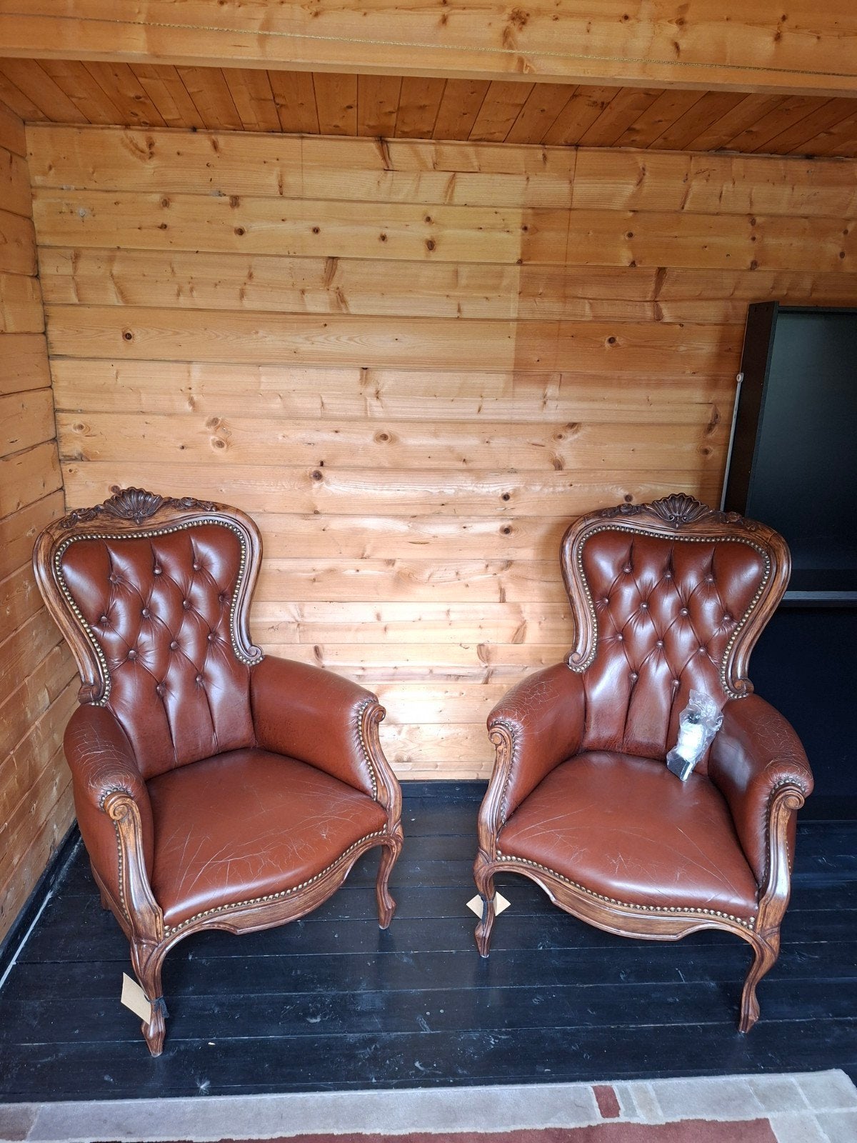 set van twee  konfortabel  kasteel stoelen, Enlèvement