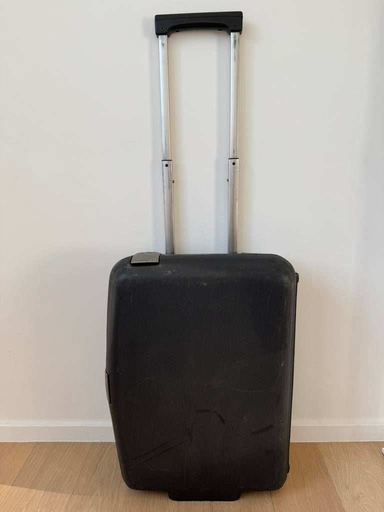 Chariot Samsonite, Bijoux, Sacs & Beauté, Valises, Utilisé, Plastique dur, Clé, Poignée extensible, Roulettes, Enlèvement ou Envoi