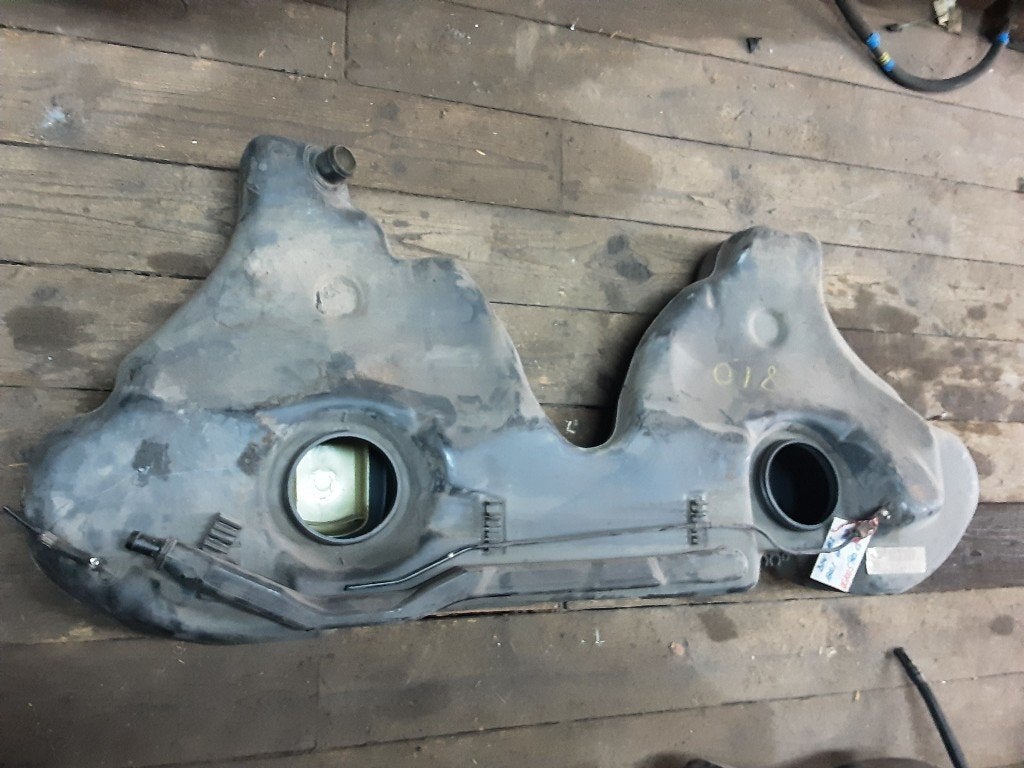 BRANDSTOFTANK BMW 3 serie (E36 / 4) (01-1990/11-1998), Gebruikt, BMW, Petuelring 130
80809  München, DE, Bayerische Motoren Werke AG