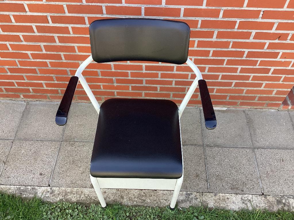 Wc stoel, Enlèvement, Utilisé