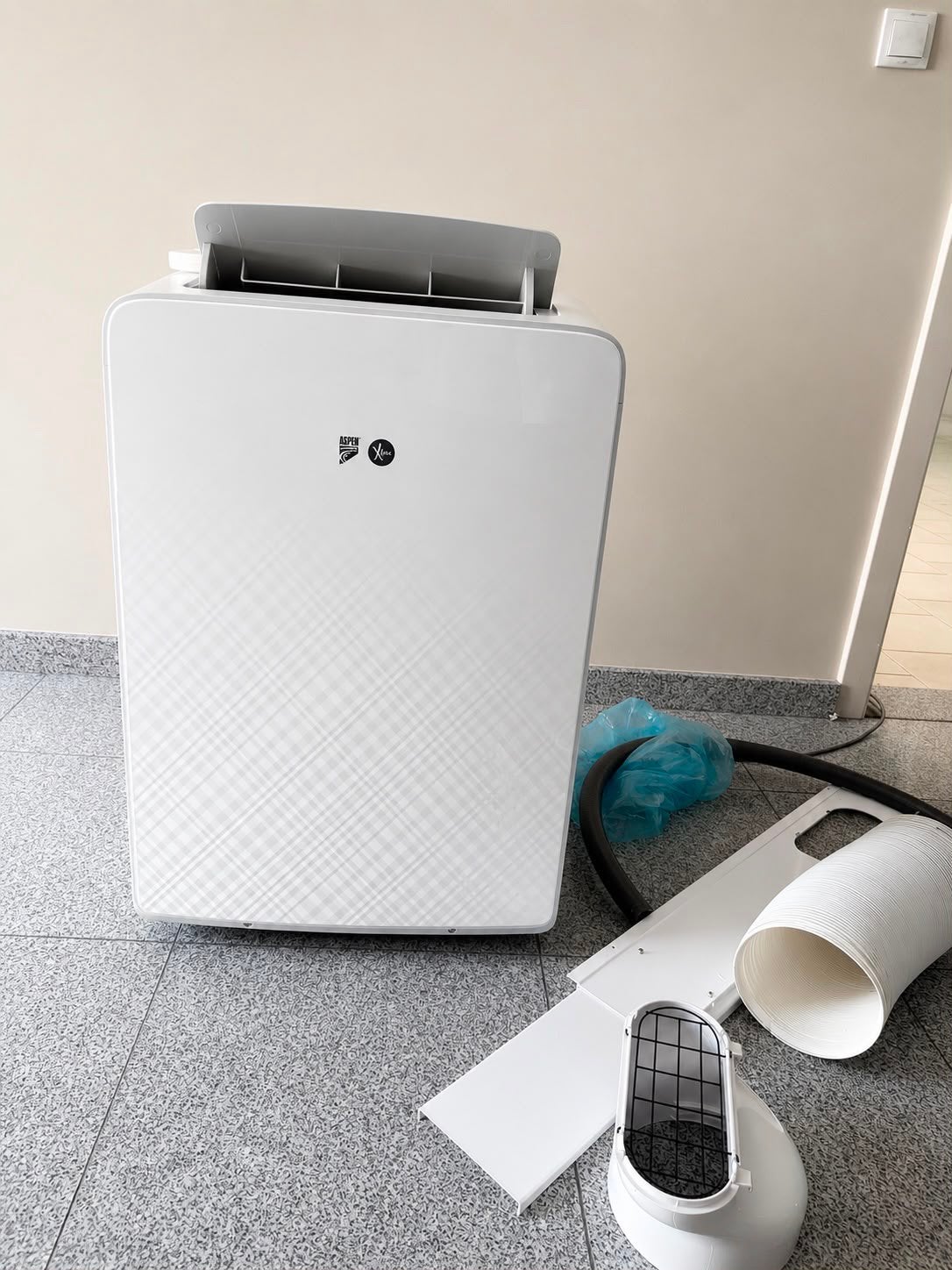 Climatisation et chauffage mobiles de 12 000 BTU, Chauffage, Comme neuf, Enlèvement, Télécommande