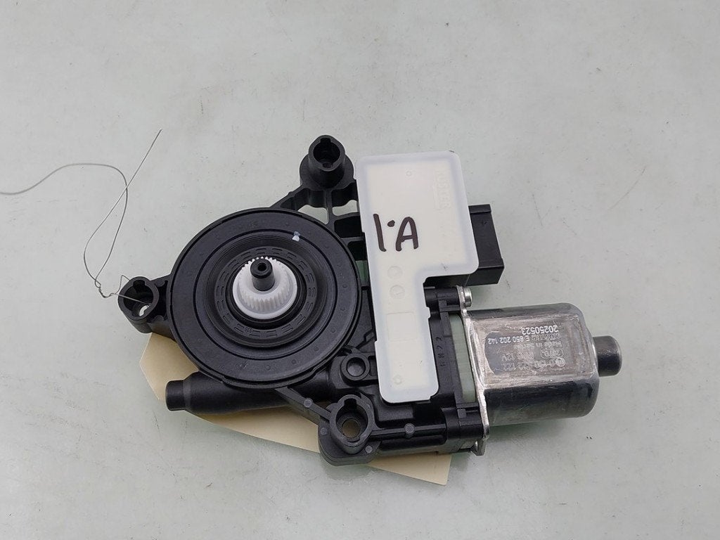 MOTEUR LEVE VITRE ELECTRIQUE Golf VIII Variant (GC5), Autos : Pièces & Accessoires, Utilisé, Volkswagen