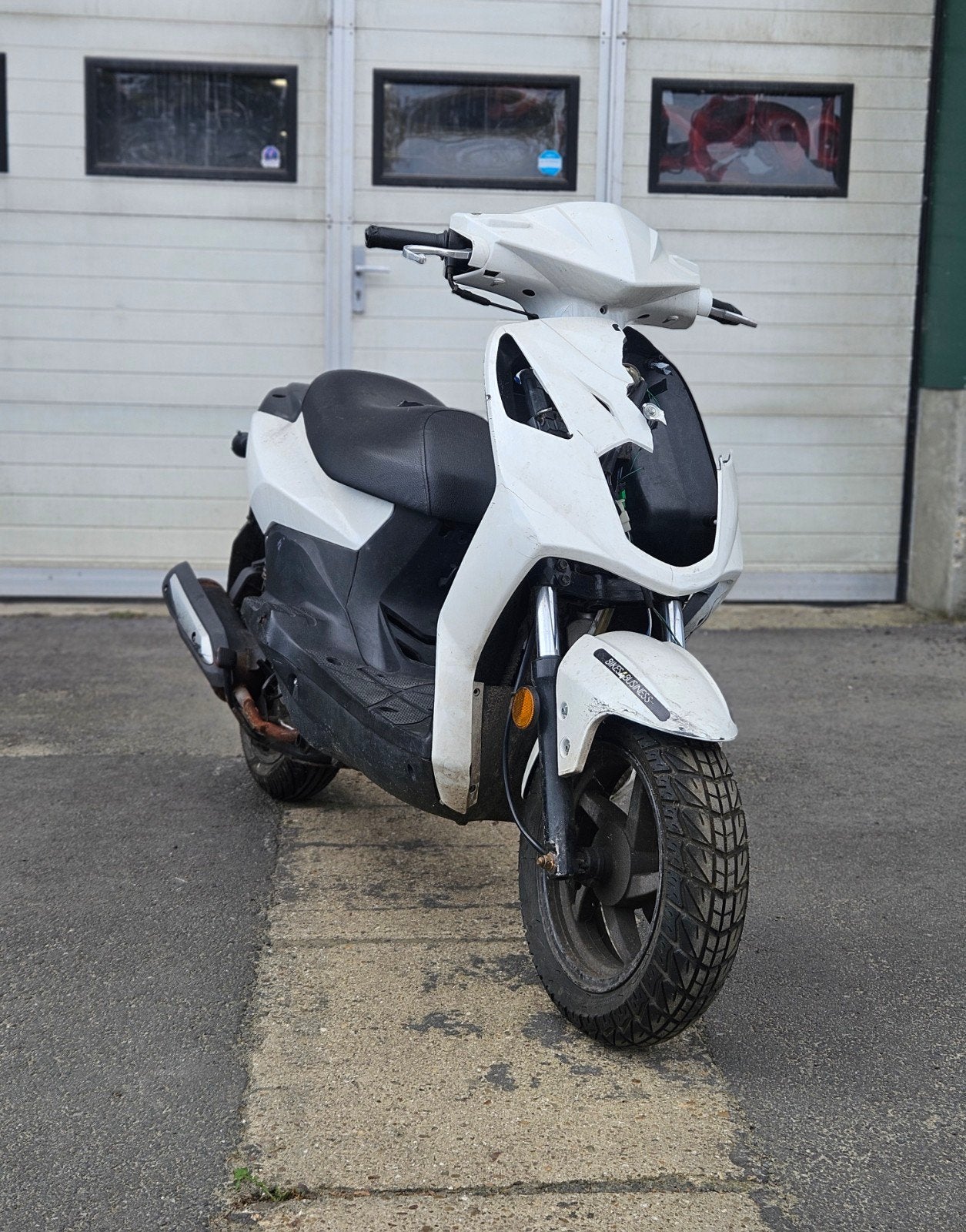 Sym X-pro 50cc 4 temps - Pour les pièces !, Enlèvement, 1 vitesses, 50 cm³, Autres marques