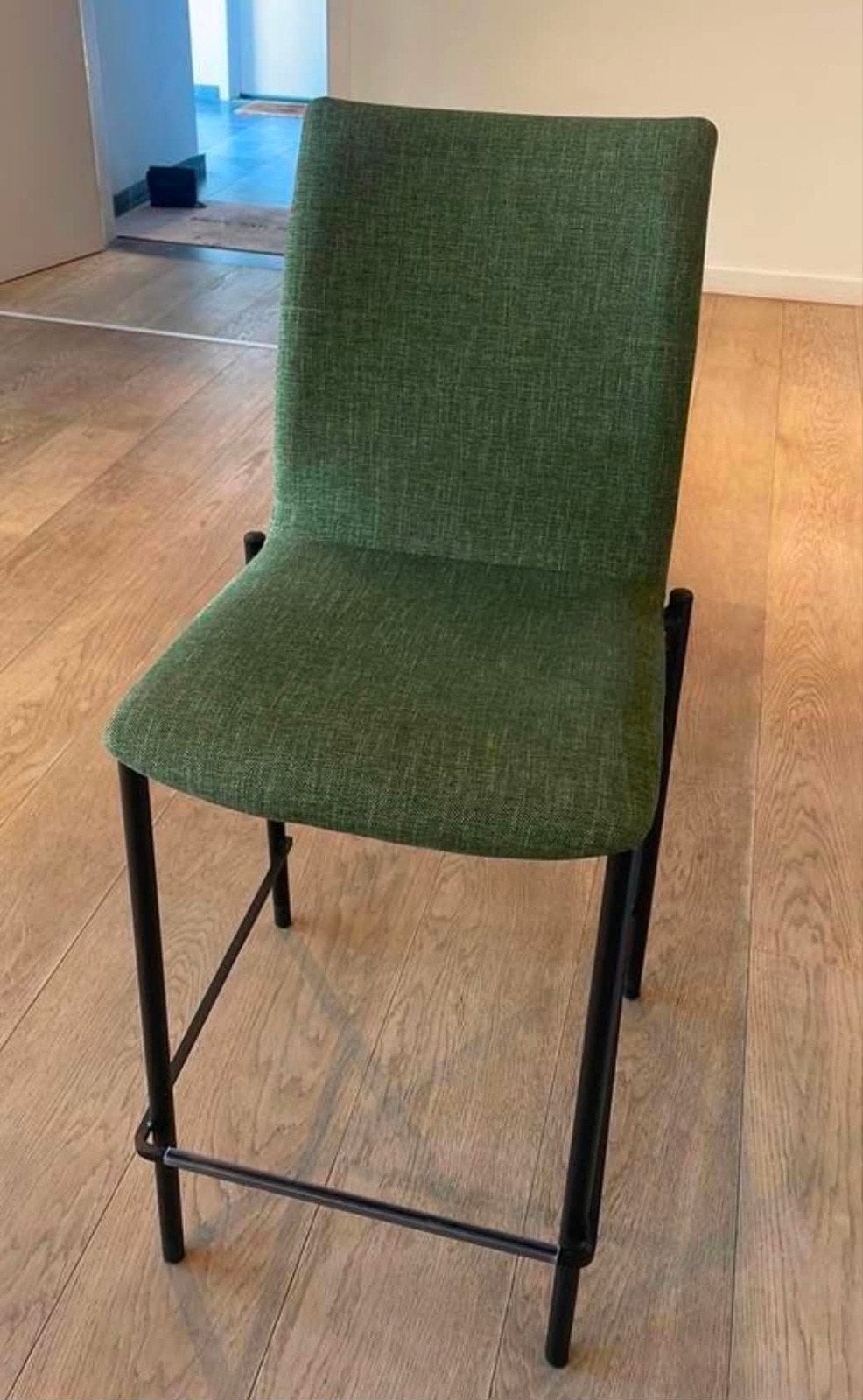 chaises de bar, Enlèvement