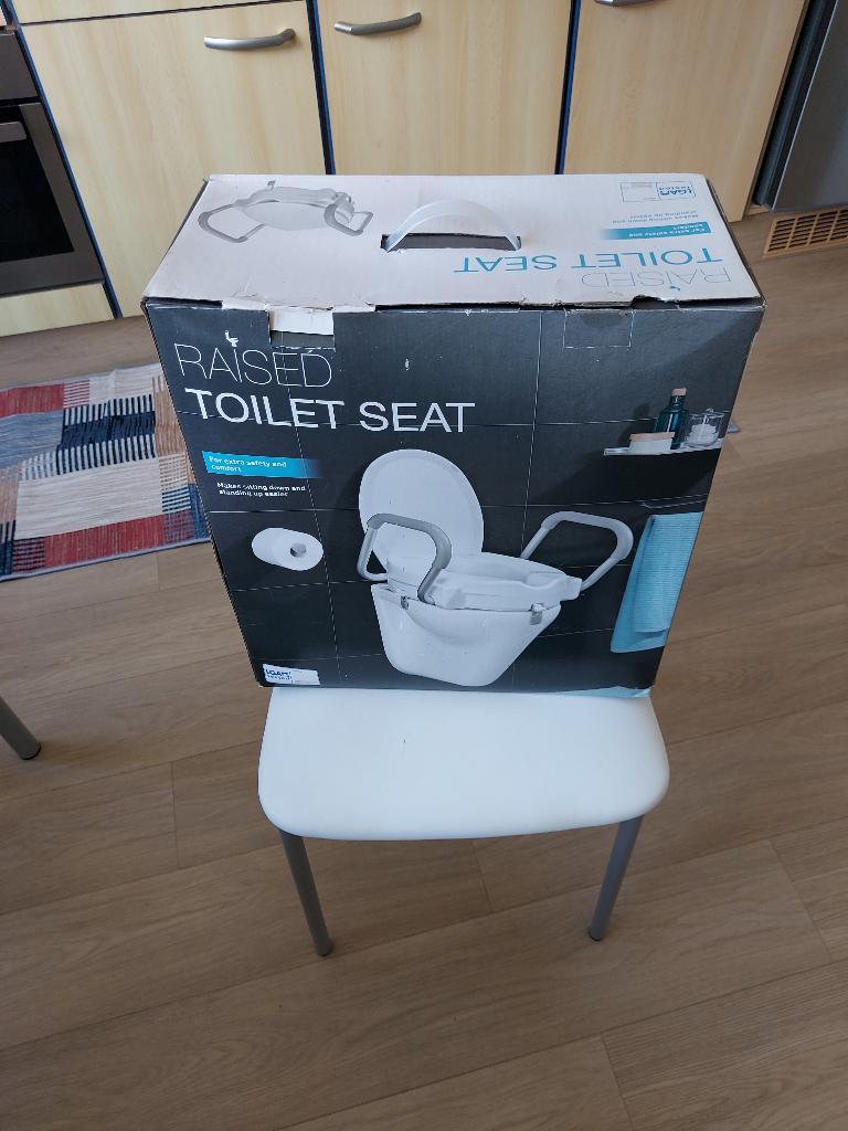 TOILETVERHOGER, Ophalen, Nieuw