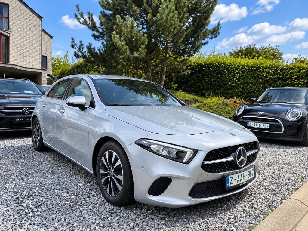 Mercedes A180d Automatique Camera GPS Carnet Moteur Mercedes, Autos, Achat, Euro 6, Entreprise, Entretenue par le concessionnaire