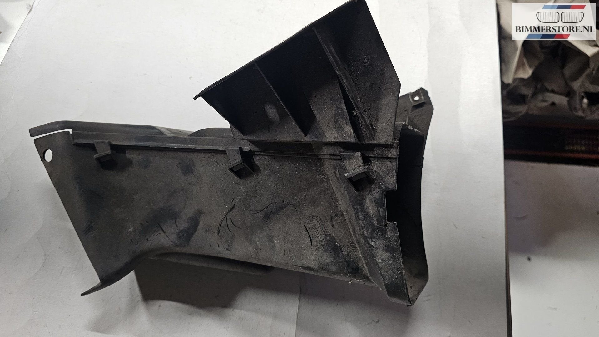 Afdekking Binnenscherm airduct links BMW X5 serie E53 517184, Auto-onderdelen, Gebruikt, -, Ophalen of Verzenden, Bumper