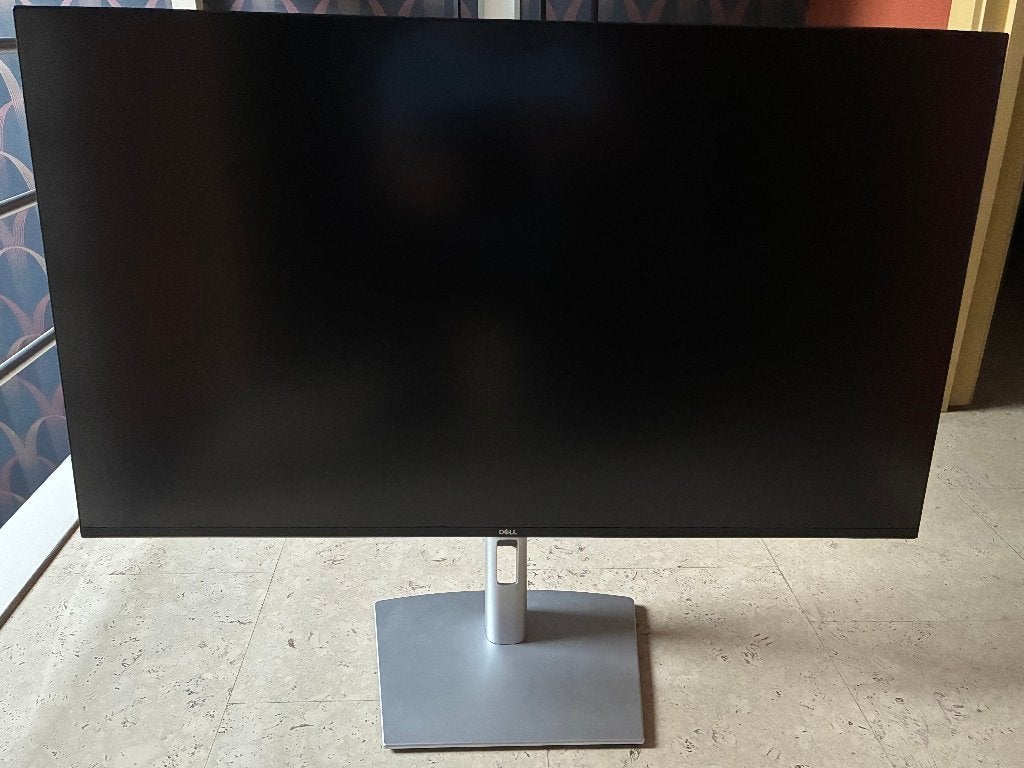 Dell Pro Plus - 4K USB-C Hub - Monitor - P3225QE, Computers en Software, Ophalen, In hoogte verstelbaar, 61 t/m 100 Hz, DELL