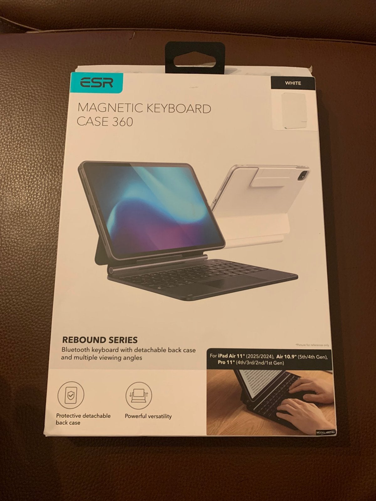 iPad Keyboard - ESR Magnetic Keyboard case360., Ophalen of Verzenden, Zo goed als nieuw