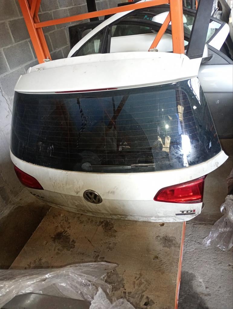 Coffre hayon golf7, Enlèvement