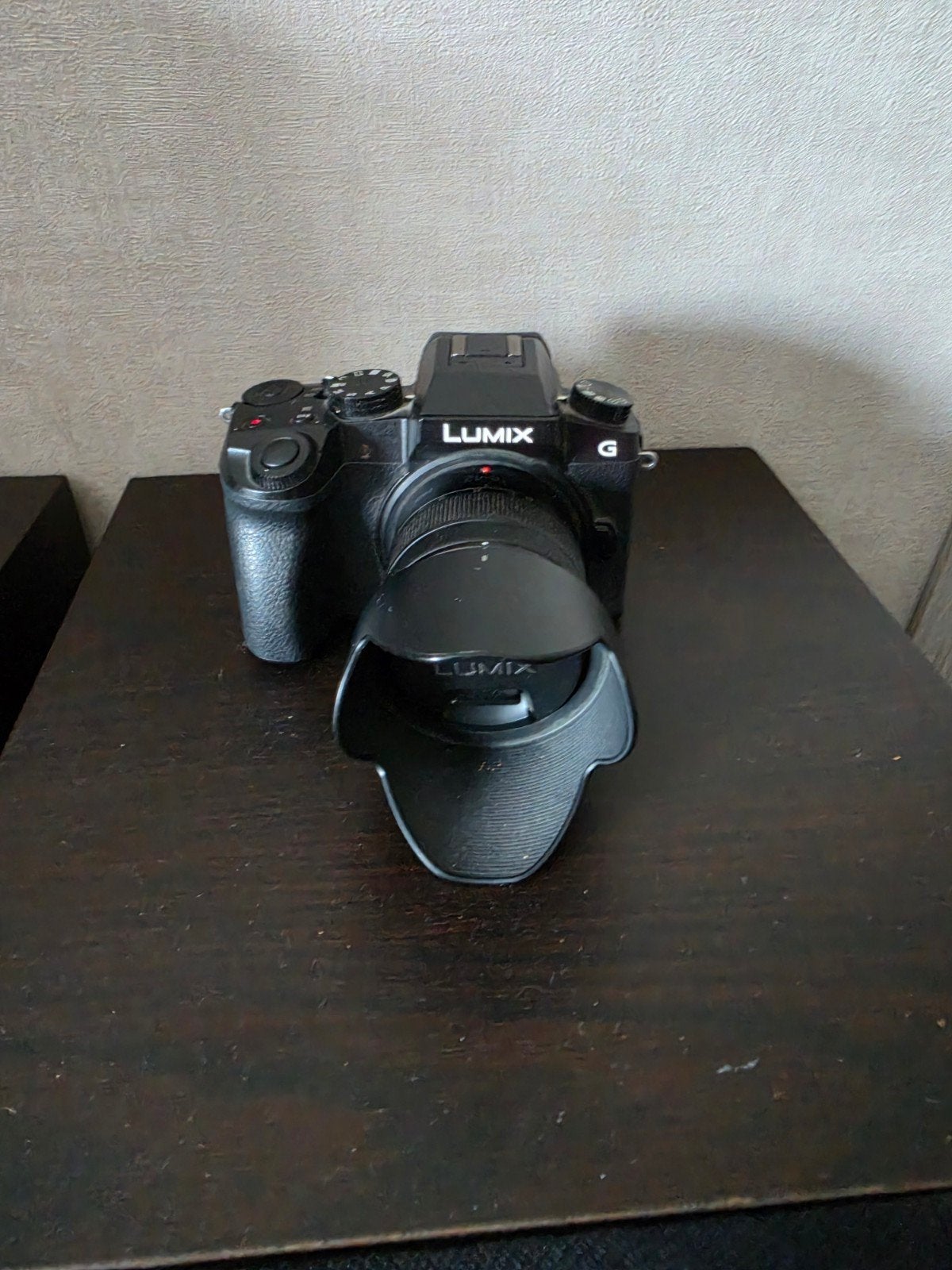Panasonic Lumix DMC-G7 + 14-42mm Lens + Hama Star 63 Statief, Audio, Tv en Foto, Fotocamera's Digitaal, Ophalen, Zo goed als nieuw