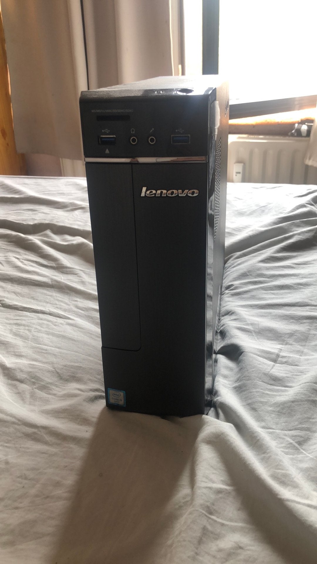 Een lenovo pc goed voor een werk pc, Computers en Software, Desktop Pc's, Ophalen, Gebruikt, HDD, 2 tot 3 Ghz