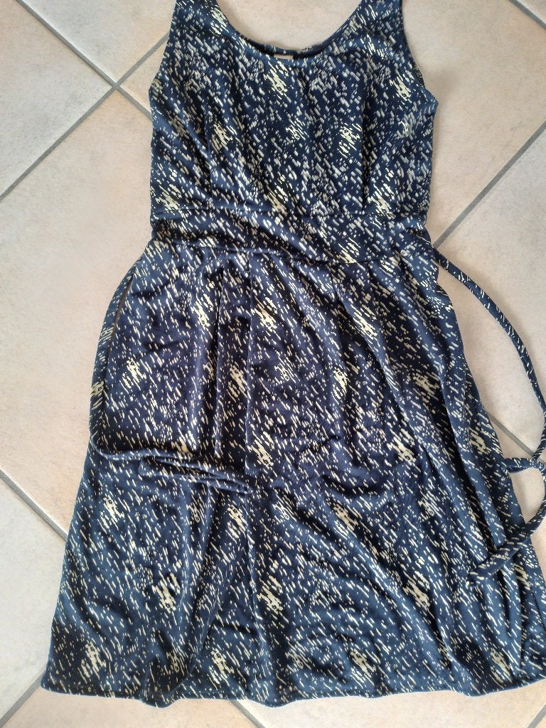 Robe d'été (36), Vêtements | Femmes, Robes, Icloth, Enlèvement ou Envoi, Taille 36 (S), Comme neuf