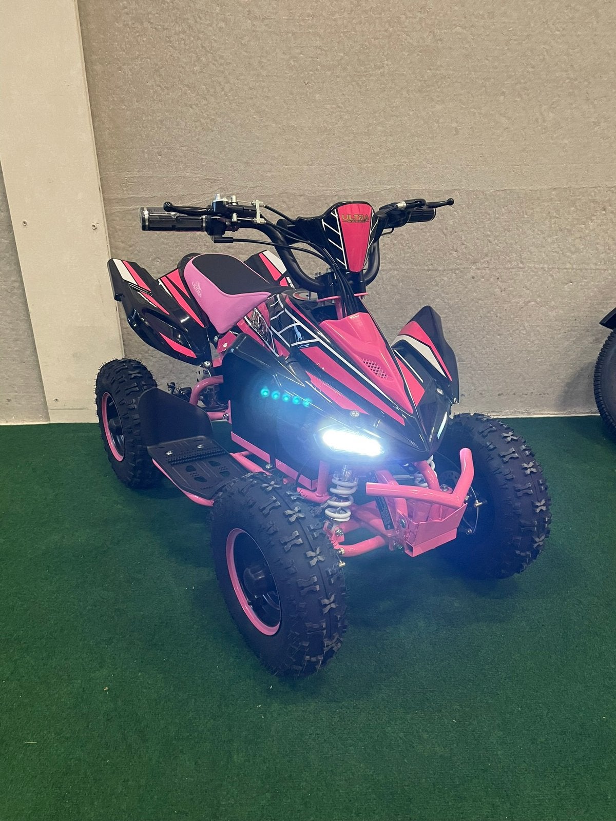 Nieuwe 1000 watt elektrische roze mini kinder quad, Nieuw
