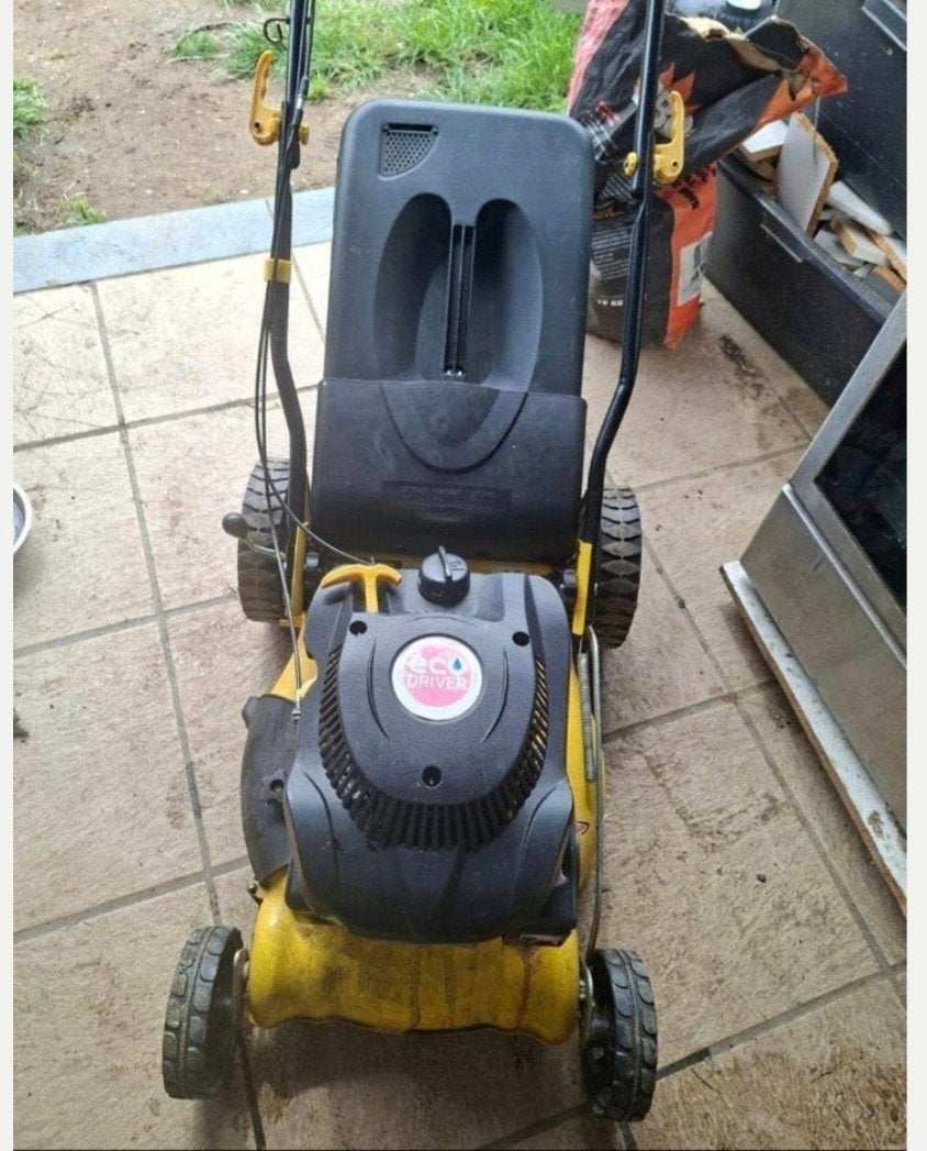 2 grasmaaiers, Tuin en Terras, Ophalen