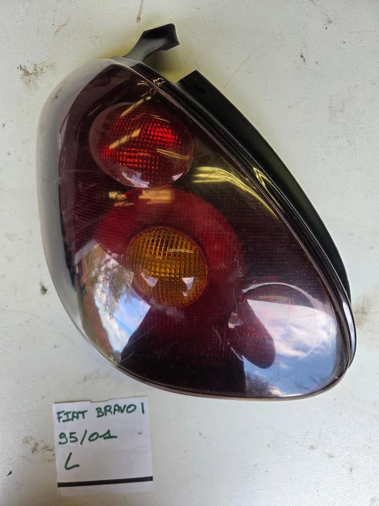 Feu ar g. Fiat Bravo 95/01, Autos : Pièces & Accessoires, Éclairage, Fiat, Utilisé, Enlèvement