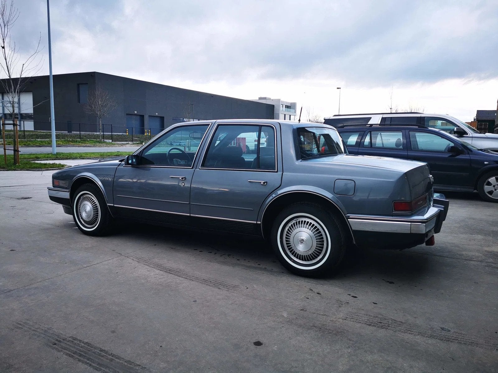 Cadillac Seville sedan (bj 1987, automaat), foto 3