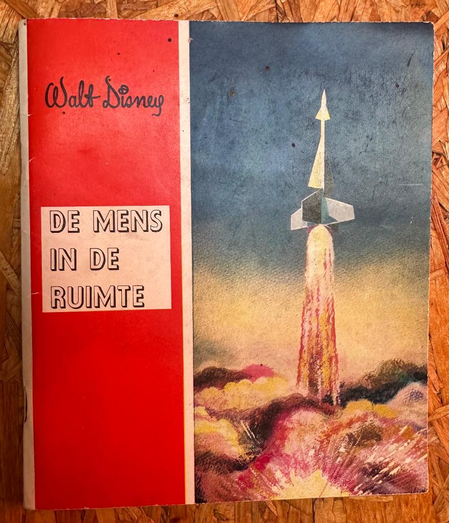 Plakboek walt Disney De mens in de ruimte 1955, Ophalen of Verzenden, Overige figuren, Gebruikt, Overige typen
