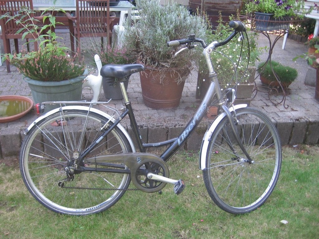 28 inch rijklare libertas dames fiets met kader 46, Vélos & Vélomoteurs, Autres marques, Vitesses, Frein sur jante, Moins de 47 cm