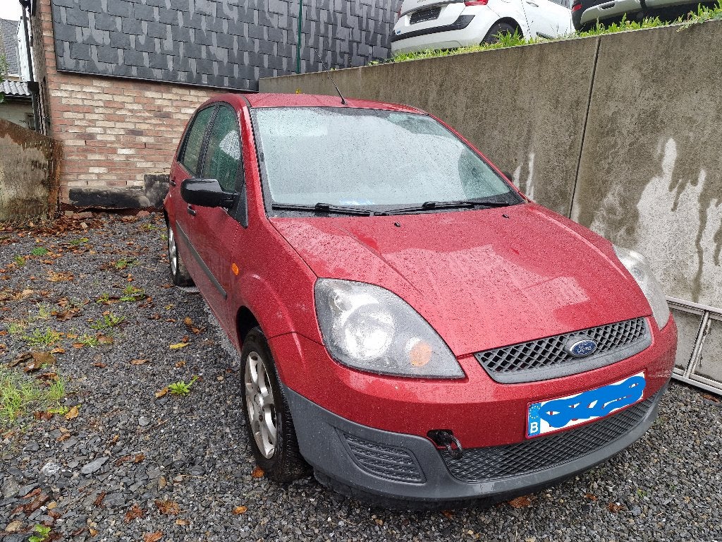 voiture, Autos, Rouge, 4 portes, Particulier, Fiësta