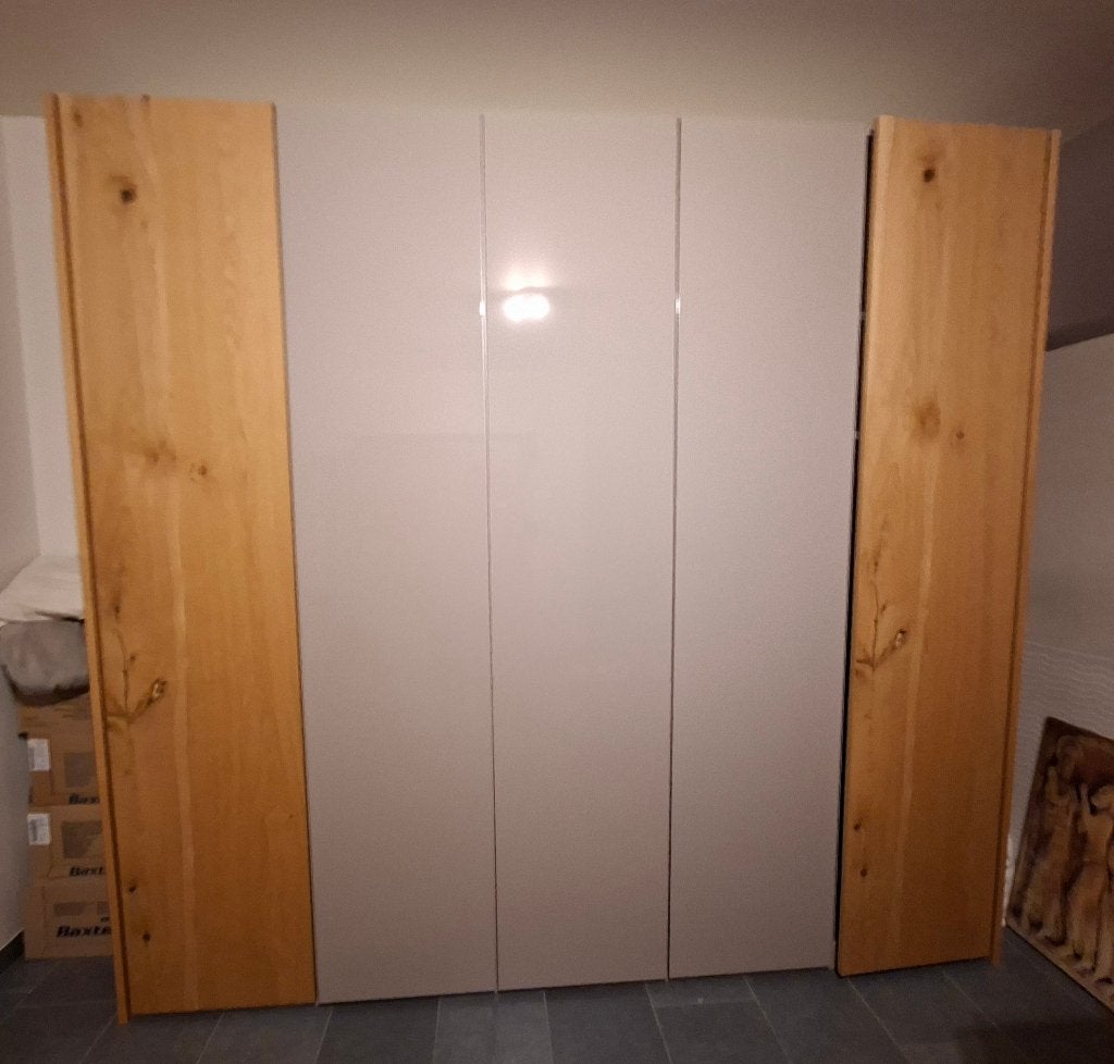 5-deurs klerenkast, Huis en Inrichting, Kasten | Kleerkasten, Zo goed als nieuw, Met plank(en), Met hangruimte, Ophalen