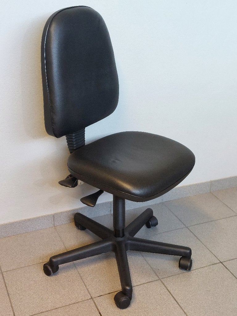 Lederen bureaustoel in uitstekende staat!, Ophalen, Zwart, Zo goed als nieuw, Bureaustoel