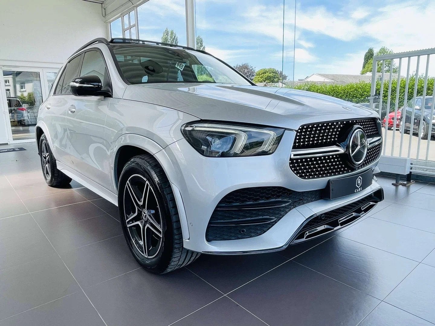 Mercedes-Benz GLE 300 d 4-Matic * GARANTIE + PACK AMG + TOIT, 245 pk, Gebruikt, 4 cilinders, GLE