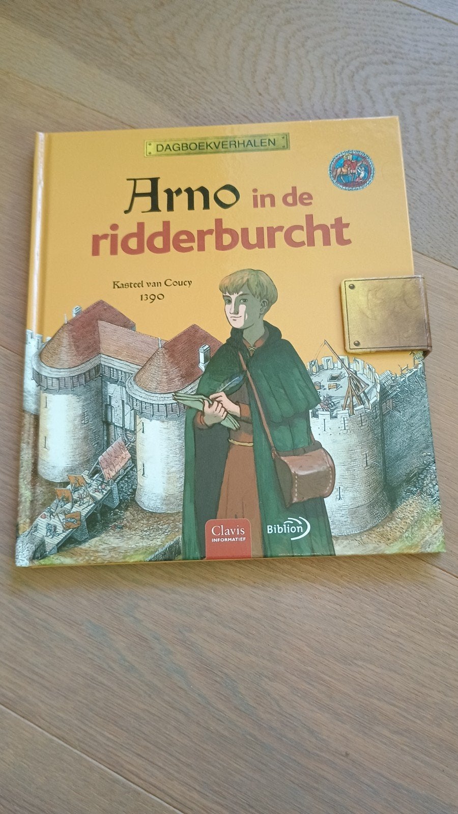 Kasteel van Coucy 1390: Arno in de ridder burcht: Clavis, Ophalen, Zo goed als nieuw