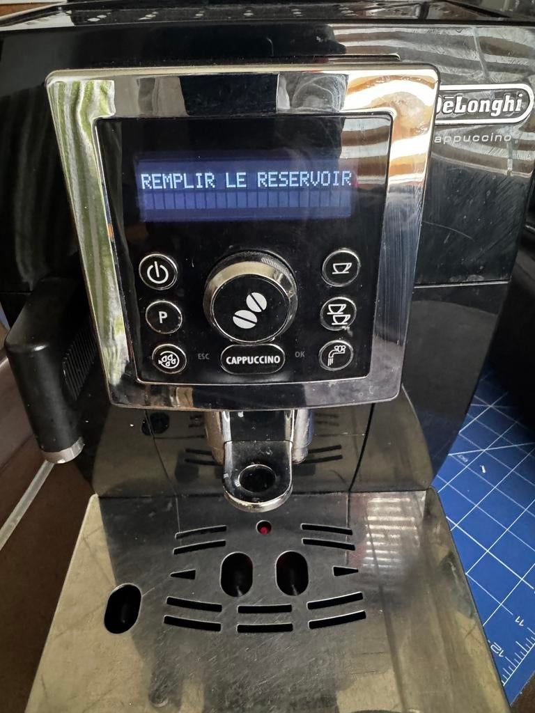 Machine à café automatique De’Longhi Cappuccino – Expresso, Ophalen, Afneembaar waterreservoir, Espresso apparaat, Zo goed als nieuw