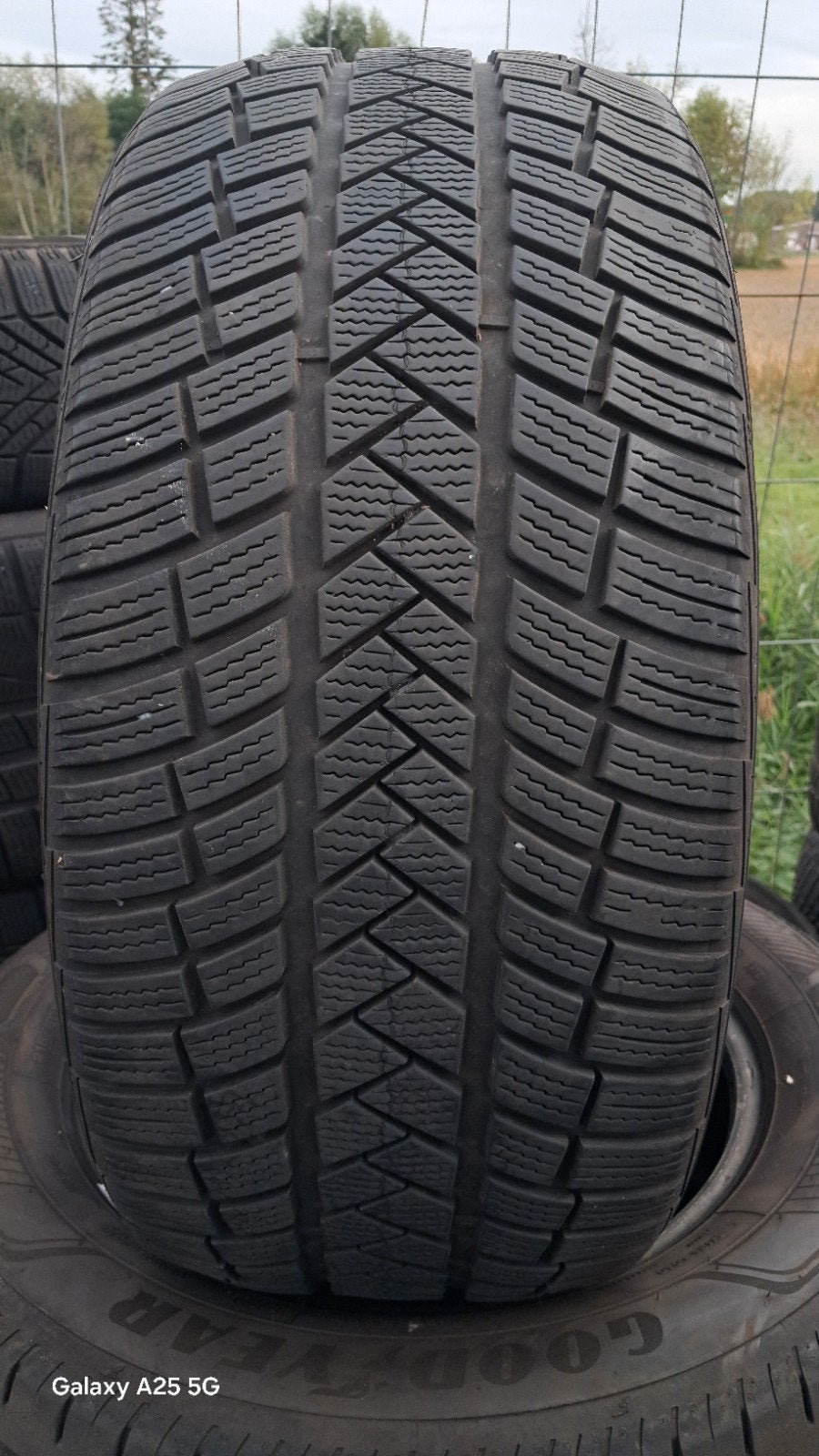 2454517 245/45/17 245/45r17 hiver, Enlèvement