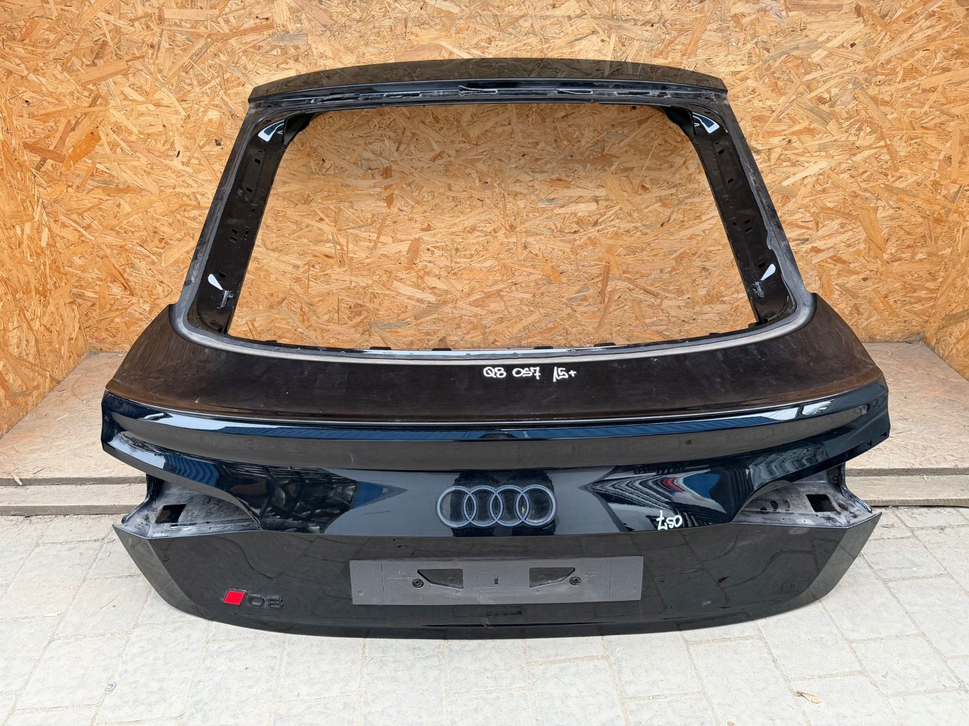 Audi Q8 SQ8 RSQ8 Achterklep RSQ8, Gebruikt, Deur, AUDI AG, Auto-Union-Strasse 1
85045  Ingolstadt, DE