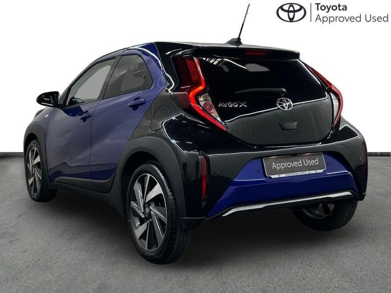 Toyota Aygo AT Envy | carplay | heated seats, Automaat, USB, Blauw, 72 pk