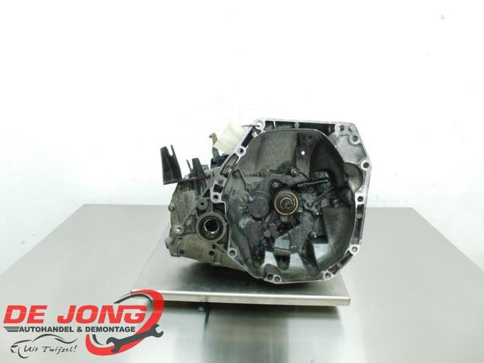 Boîte de vitesse d'un Nissan Micra CC, -, 3 mois de garantie, Utilisé, -