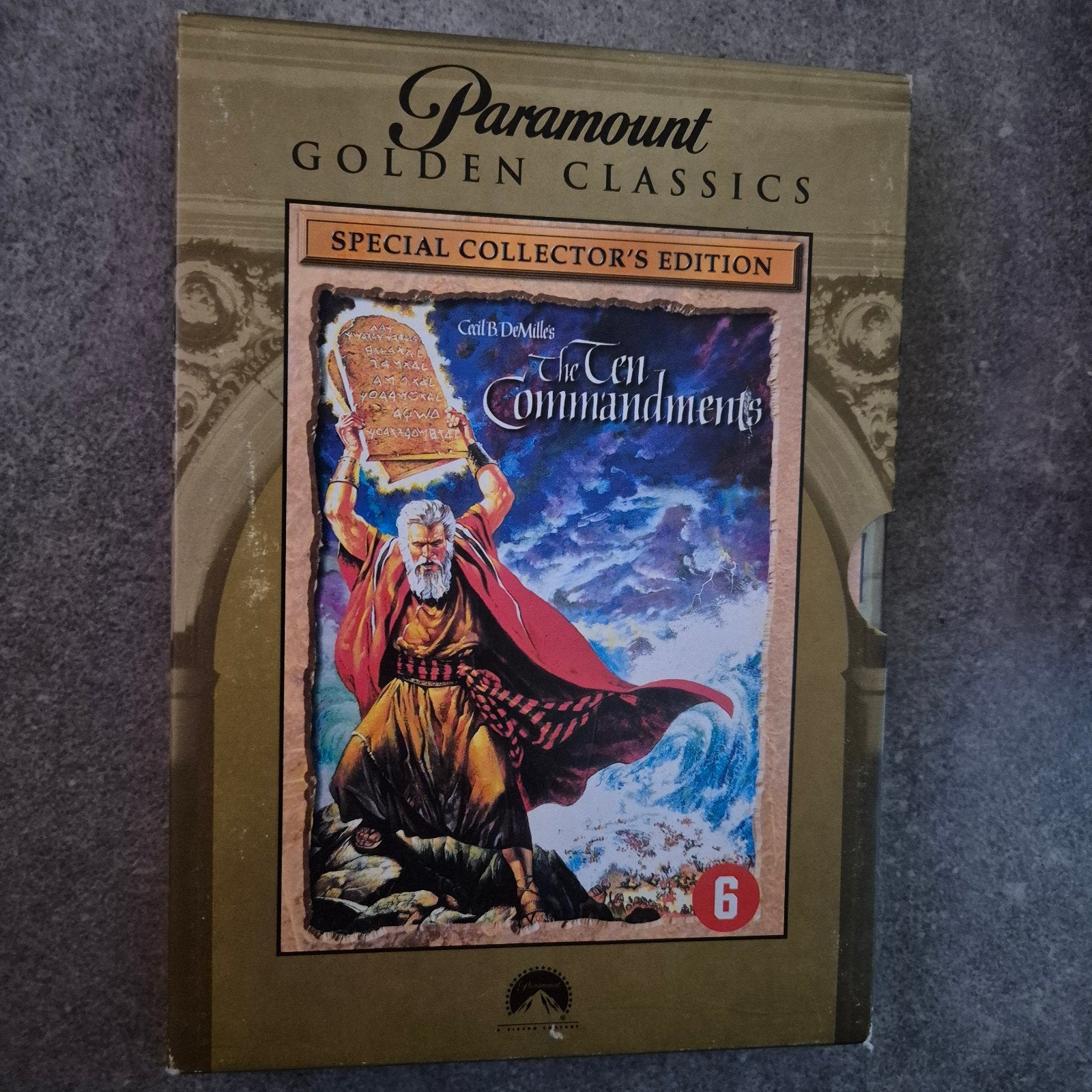 2 delige dvd Box The Ten commandments, Cd's en Dvd's, Dvd's | Tv en Series, Vanaf 6 jaar, Ophalen of Verzenden, Zo goed als nieuw
