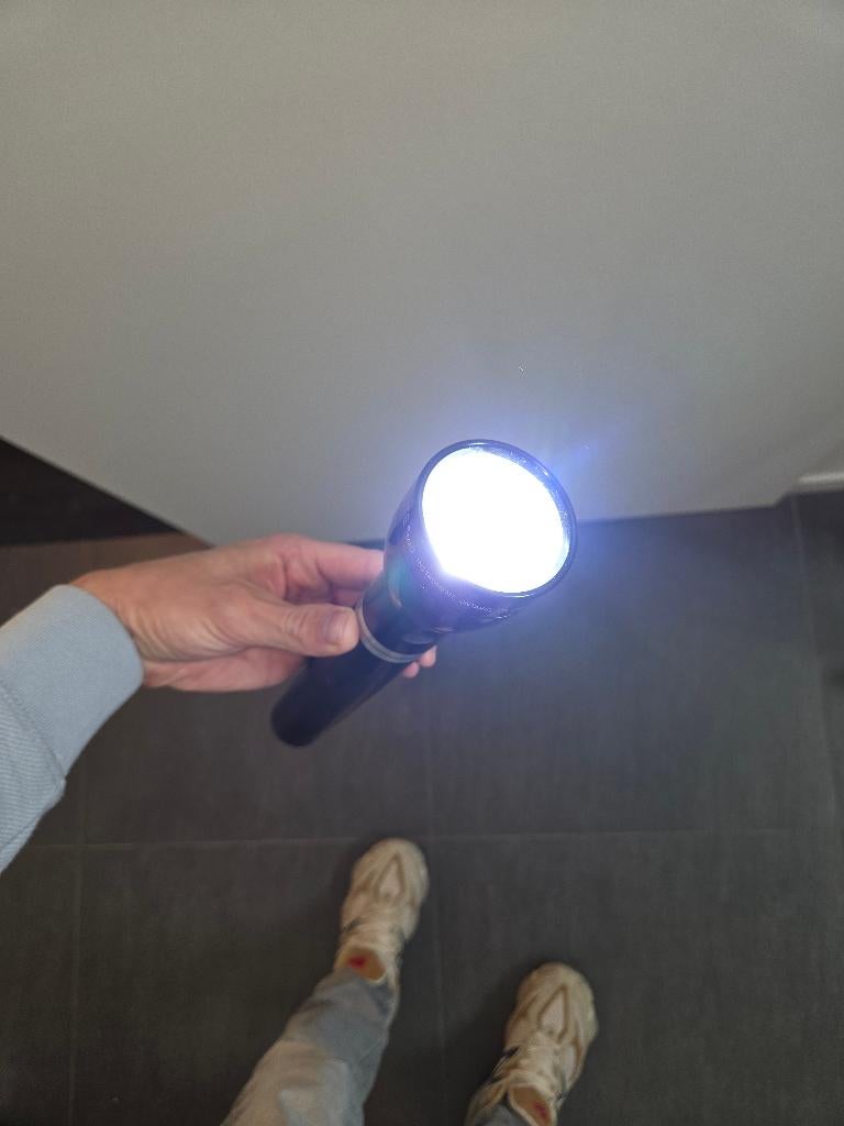 Maglite Oplaadbare Zaklamp – Zeer Krachtig!, Enlèvement ou Envoi, Utilisé
