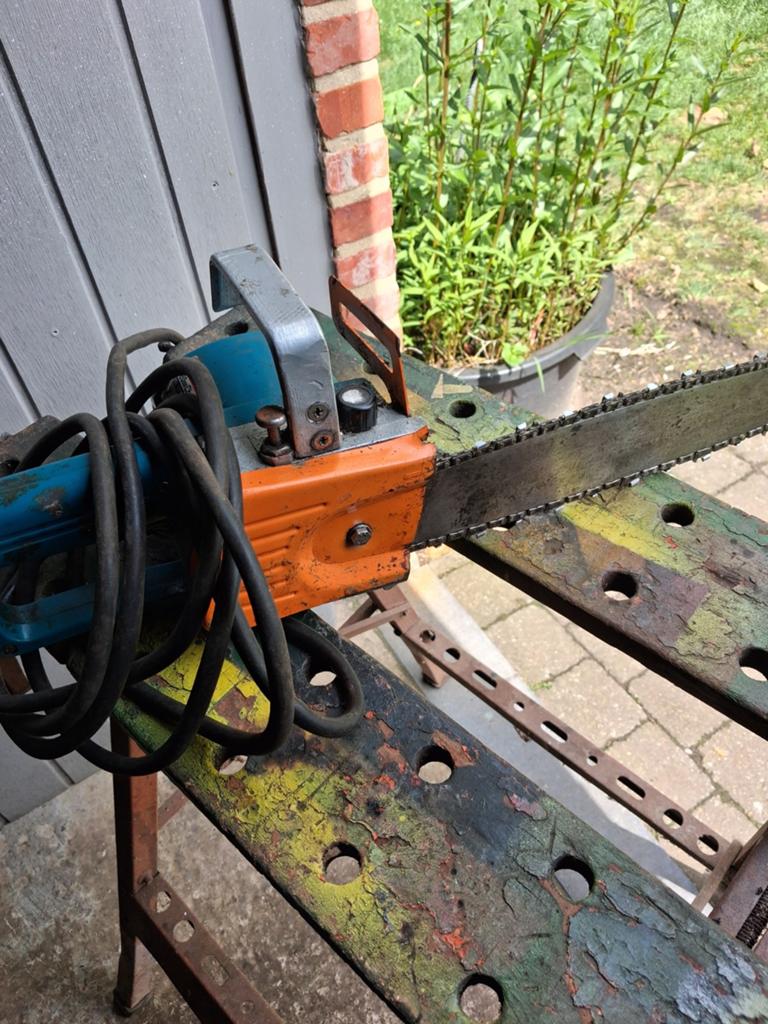 Kettingzaag makita, Doe-het-zelf en Bouw, Ophalen