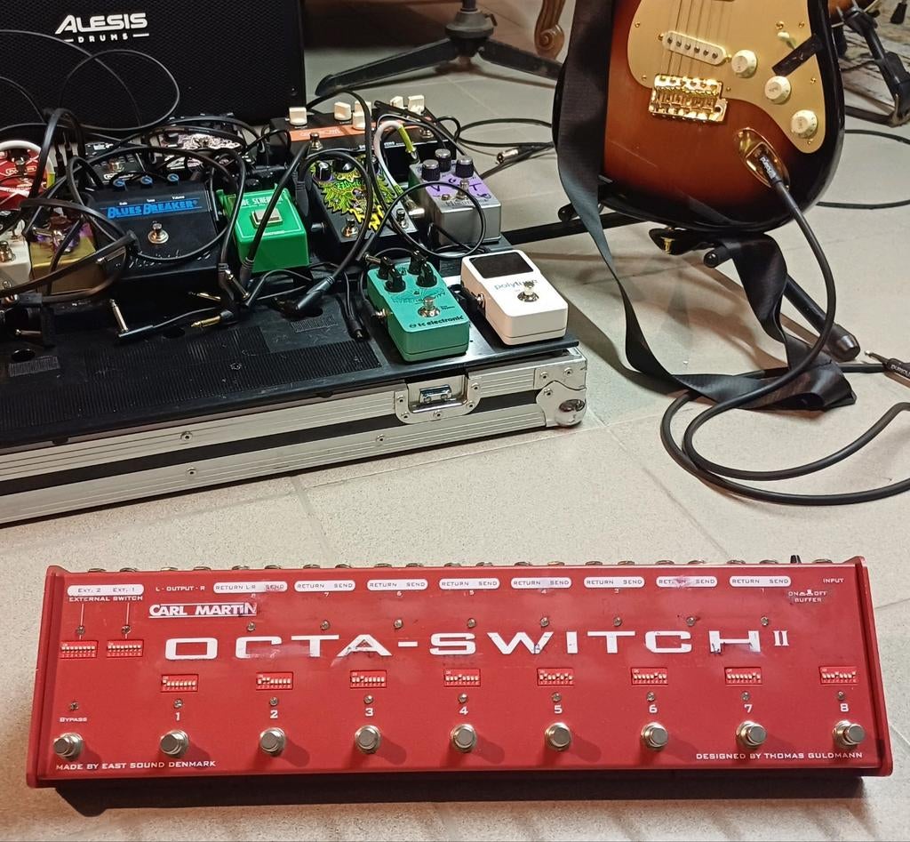 Carl Martin Octa Switch 2, Musique & Instruments, Instruments à corde | Autre, Enlèvement ou Envoi