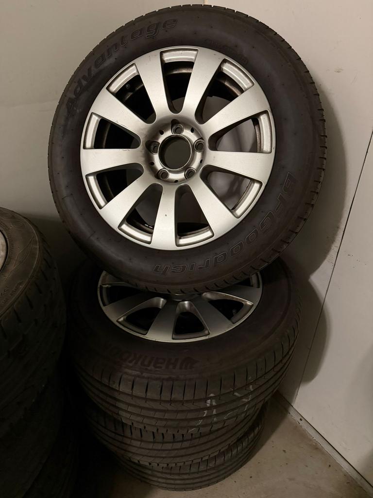 Mercedes E klasse velgen met banden als nieuw 225/55R16, Ophalen