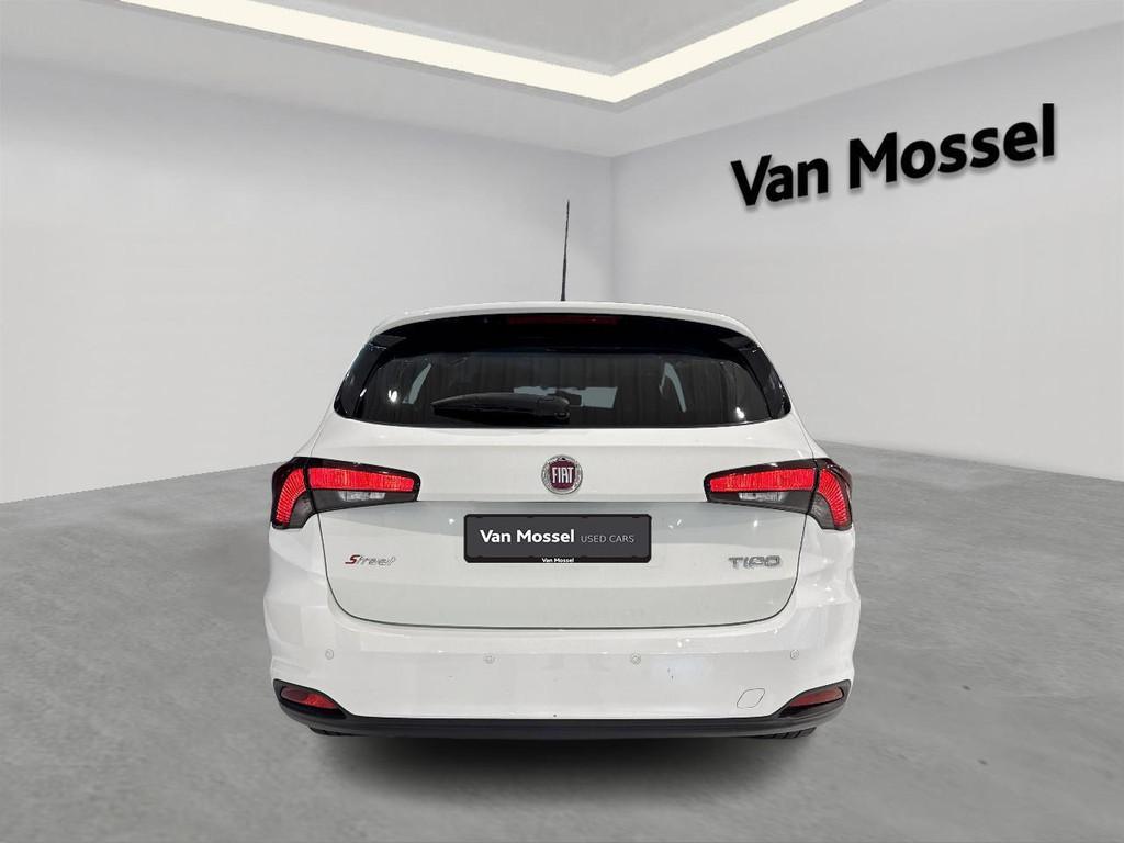 Fiat Tipo 1.4 95 pk Business, Achat, Euro 6, Entreprise, https://public.car-pass.be/vhr/6fd58e49-fb77-4be7-a4a8-56256119a883