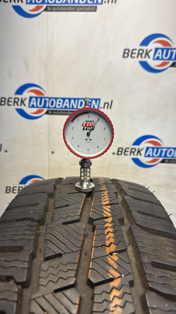 2x Michelin Agilis Alpin 215/60 R17C 104/102H 215/60/17C 215, Auto-onderdelen, Banden en Velgen, -, -, 17 inch, Band(en)