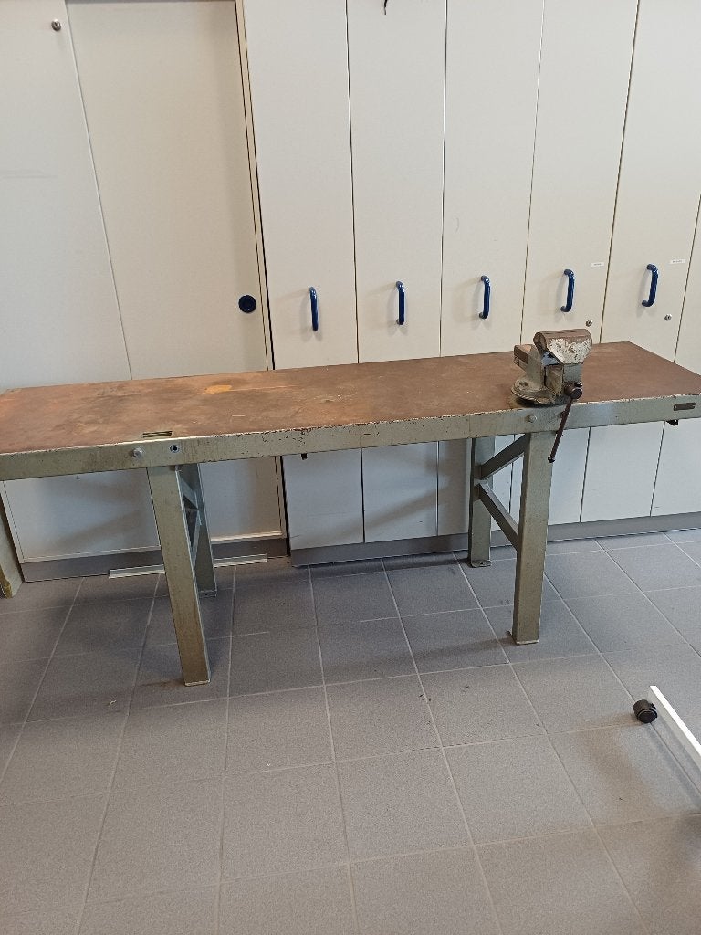 Metalen Werkbank, Ophalen, Gebruikt, Minder dan 70 cm, Bankschroef