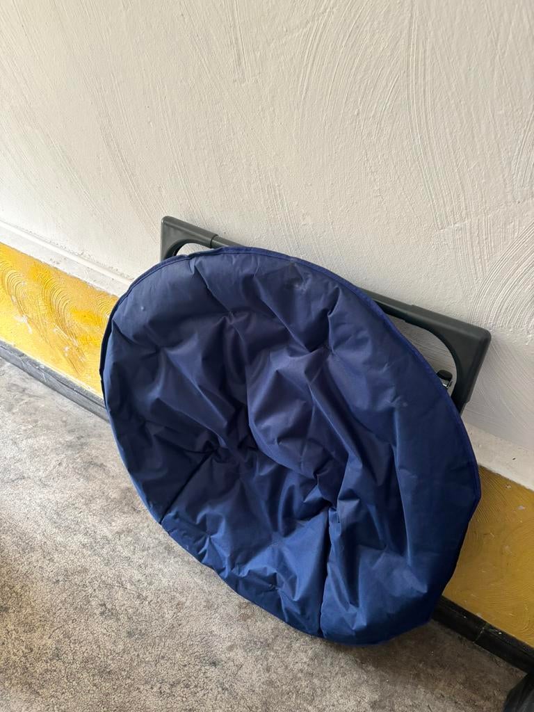 Comfortabele blauwe loungestoel, Huis en Inrichting, Zitzakken, Zo goed als nieuw, Ophalen